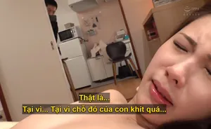 Một người dì trưởng thành quyến rũ và gợi cảm, một Valkyrie!