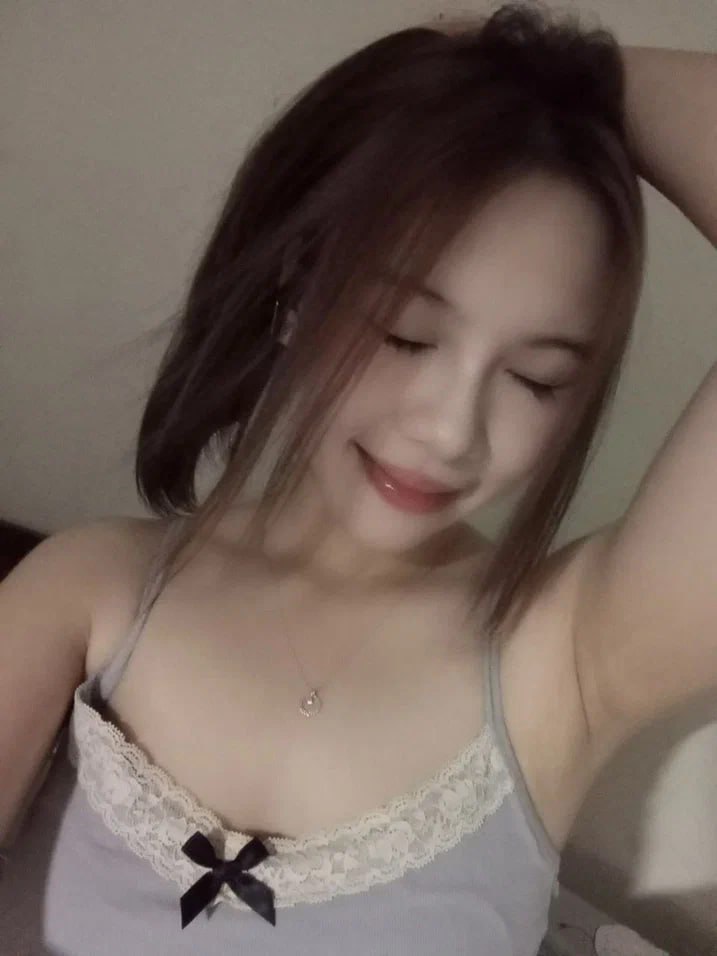 Anh địt khỏe thế này biết thế ngày xưa lấy anh